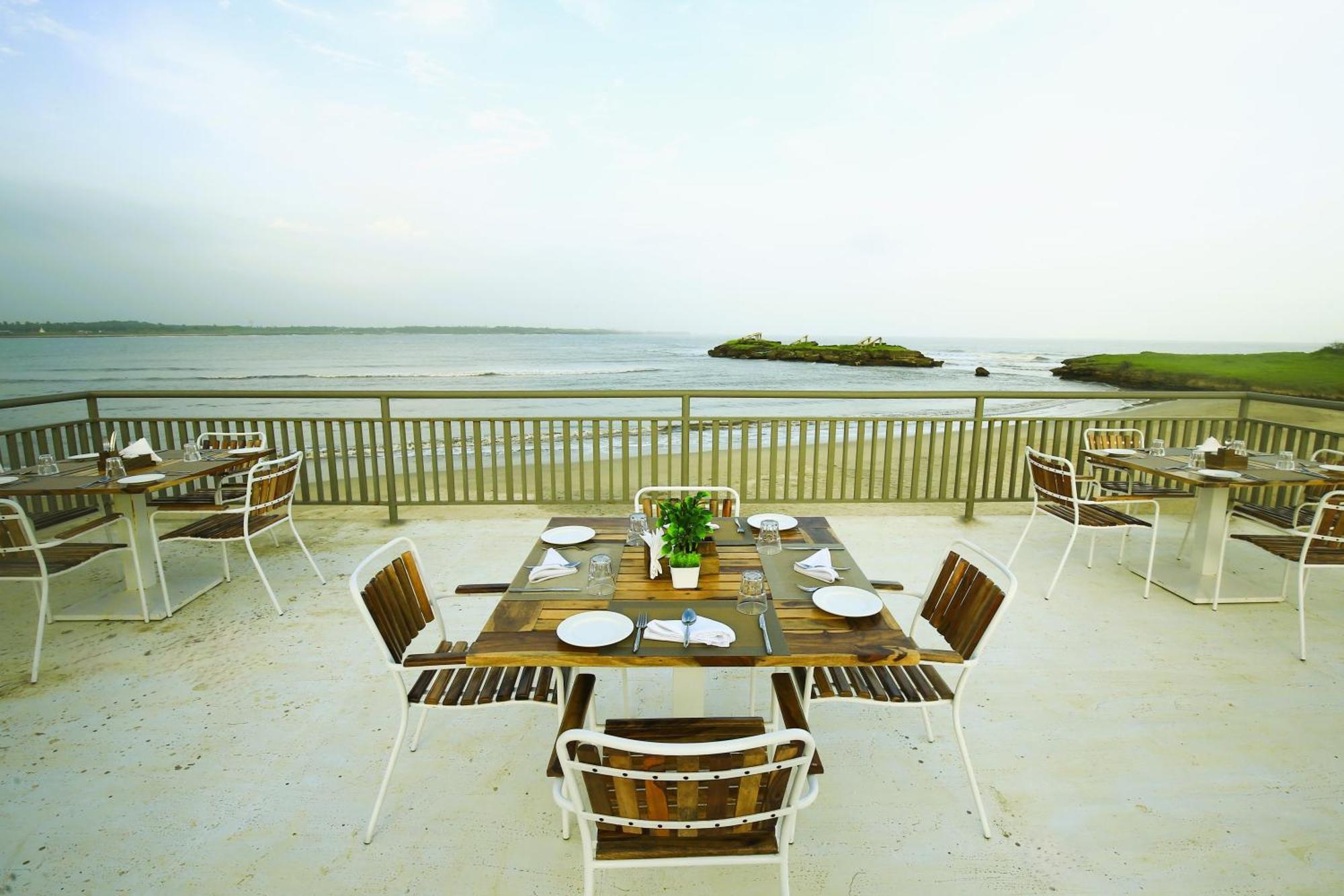 Kamnath Zinc Journey By The Fern, Diu Hotel Kültér fotó